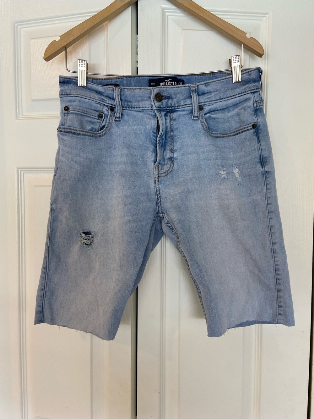 Hollister Light Blue Slim Distressed Men's Denim Shorts